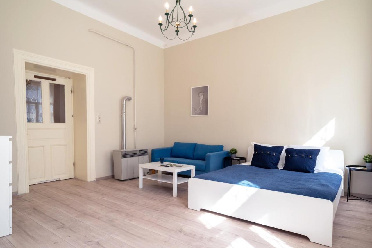 Blue Ribbon Apartment Budapest Luaran gambar
