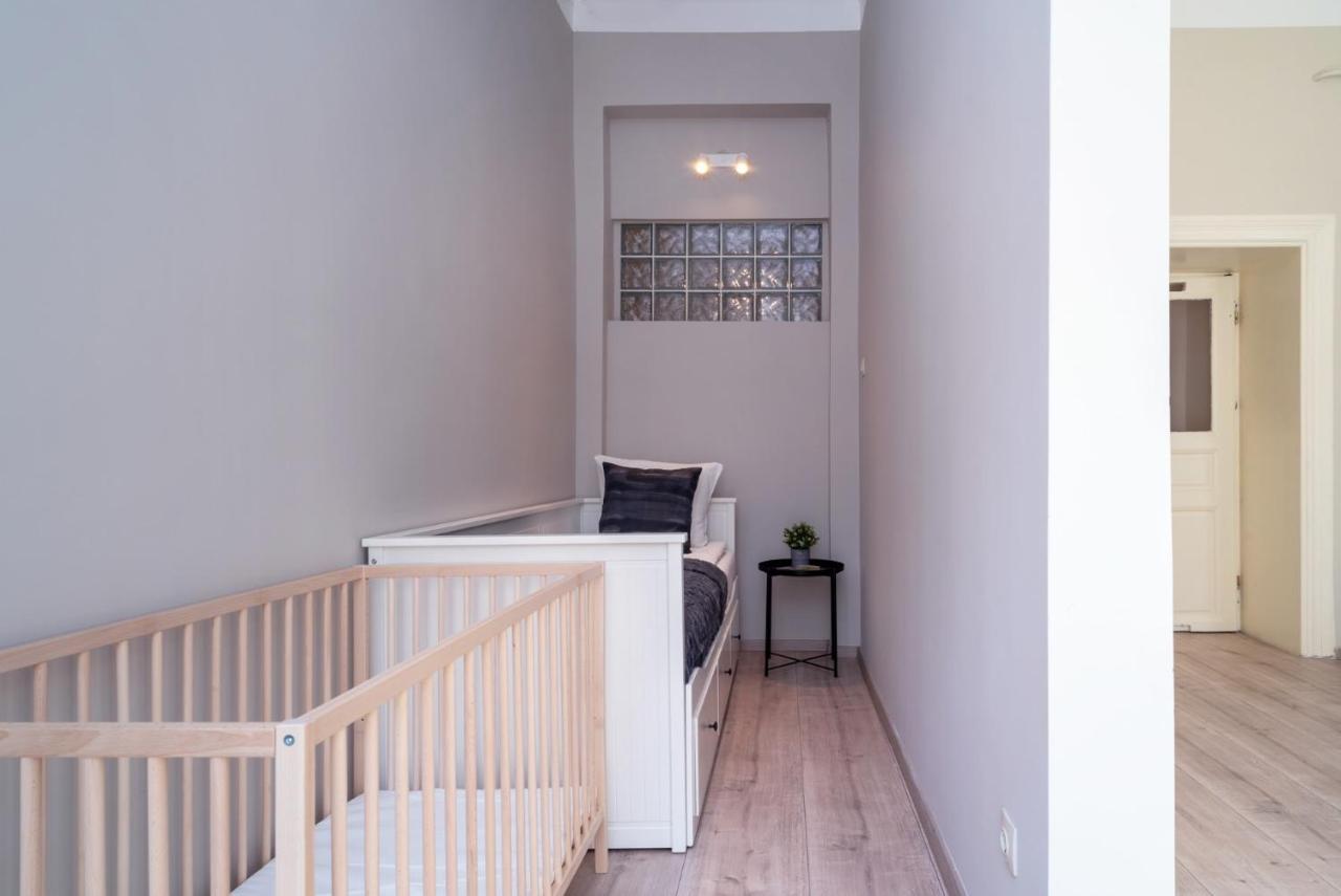 Blue Ribbon Apartment Budapest Luaran gambar