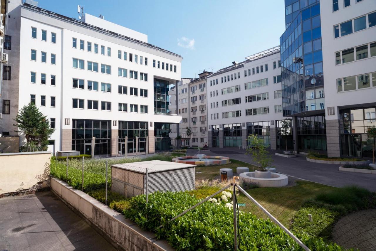 Blue Ribbon Apartment Budapest Luaran gambar